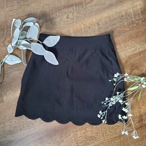 Versona Scalloped Skort - Size 2 (US)